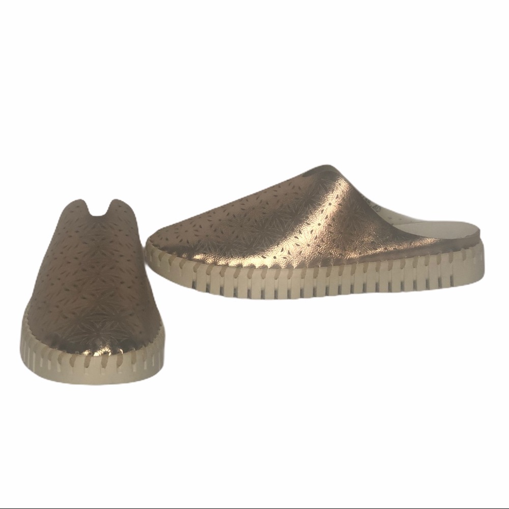 NWOT Bernie Mev Rose Gold Perforatef Slide - Picture 4 of 13